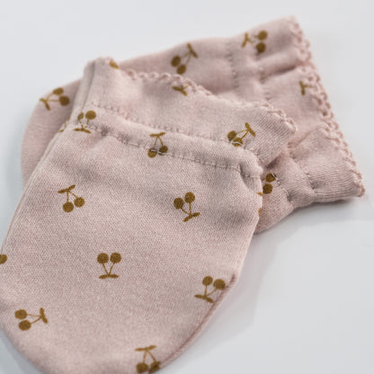 Pack of Three - Mittens, Cherry